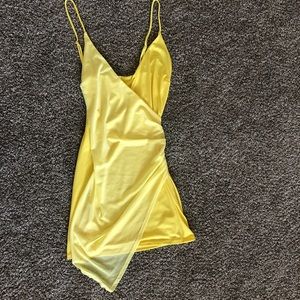 Kloe asymmetric dress in yellow; Lucy in the sky